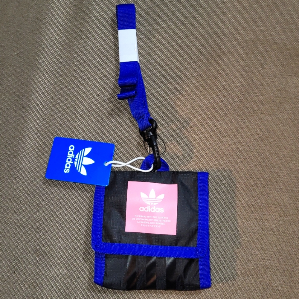 Adidas Lanyard crossbody